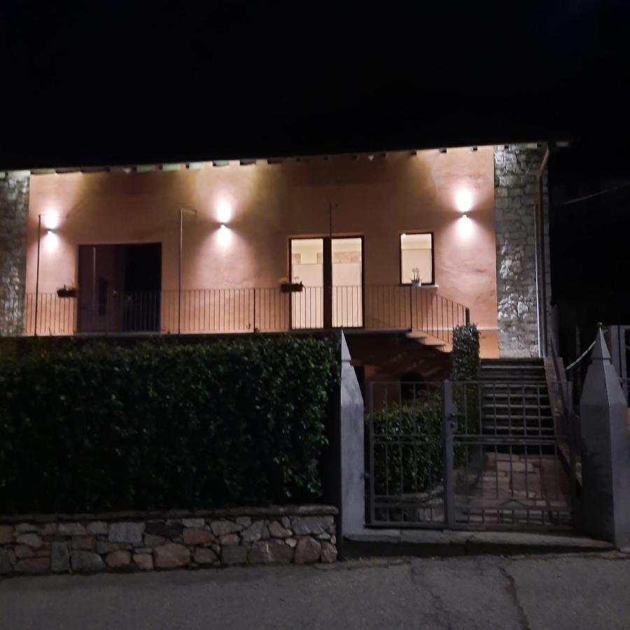 Il Sole Di Simona - Il Prato Omegna Exterior foto